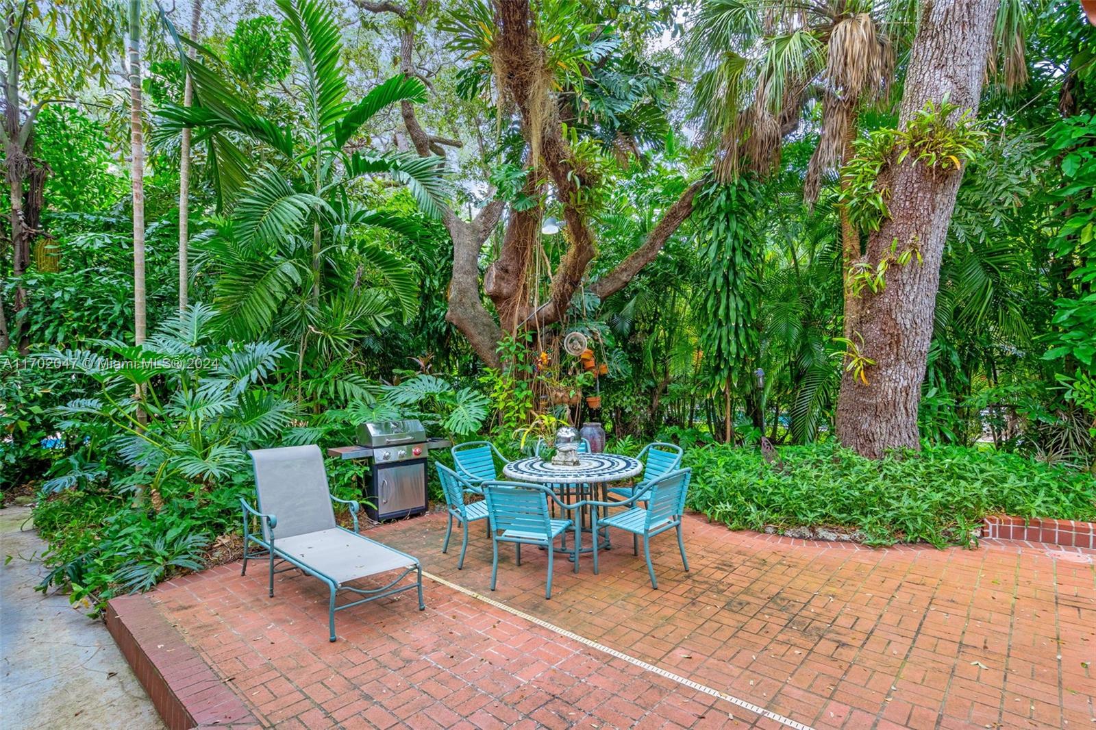 5111 Maggiore St, Coral Gables, Florida image 3