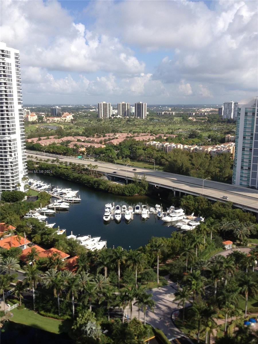 Residential, Aventura, Florida image 18