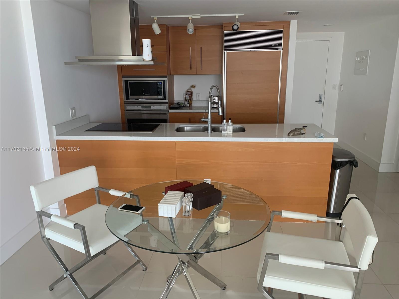 495 Brickell Ave #1709, Miami FL 33131
