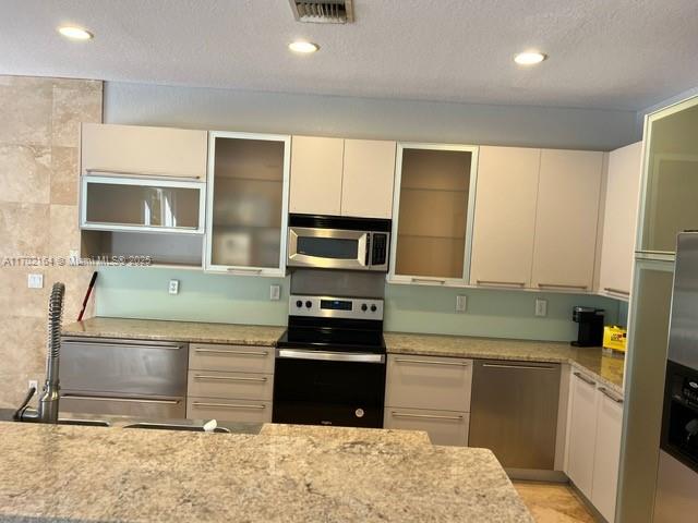 4160 Cascade Ter, Weston, Florida image 16