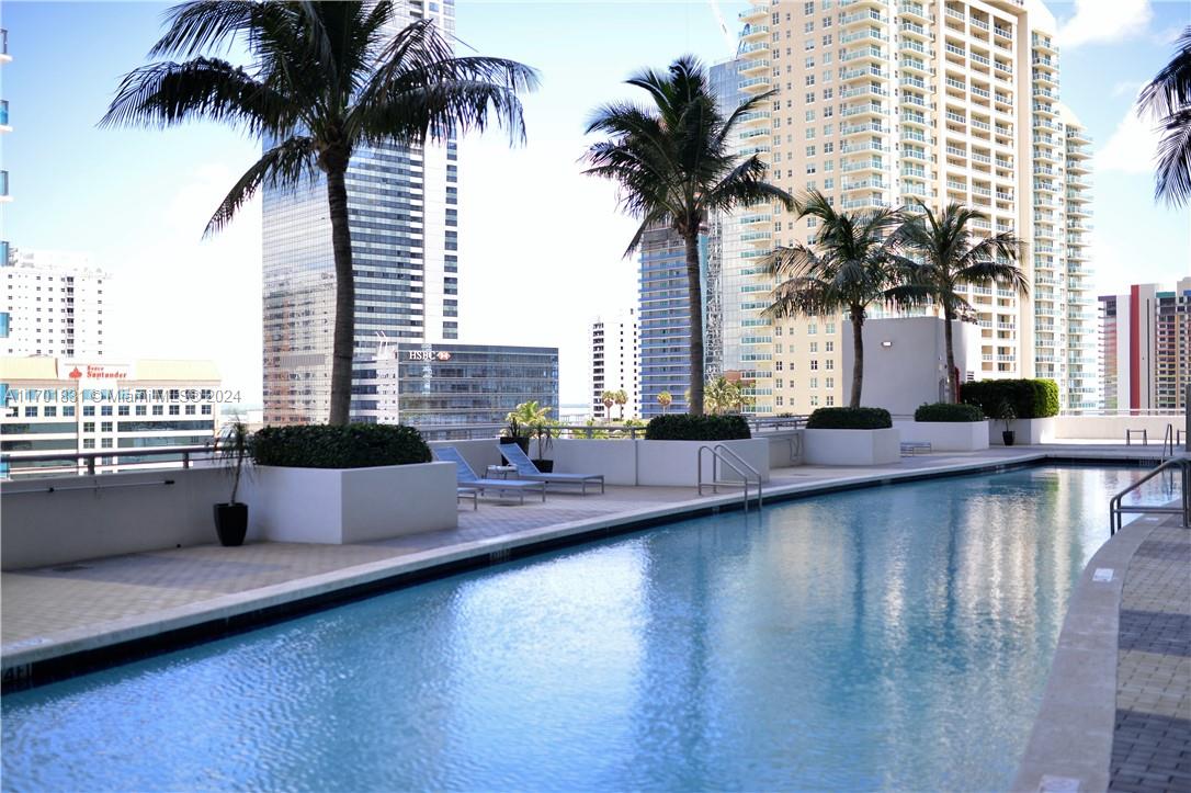 60 SW 13th St #3015, Miami FL 33130