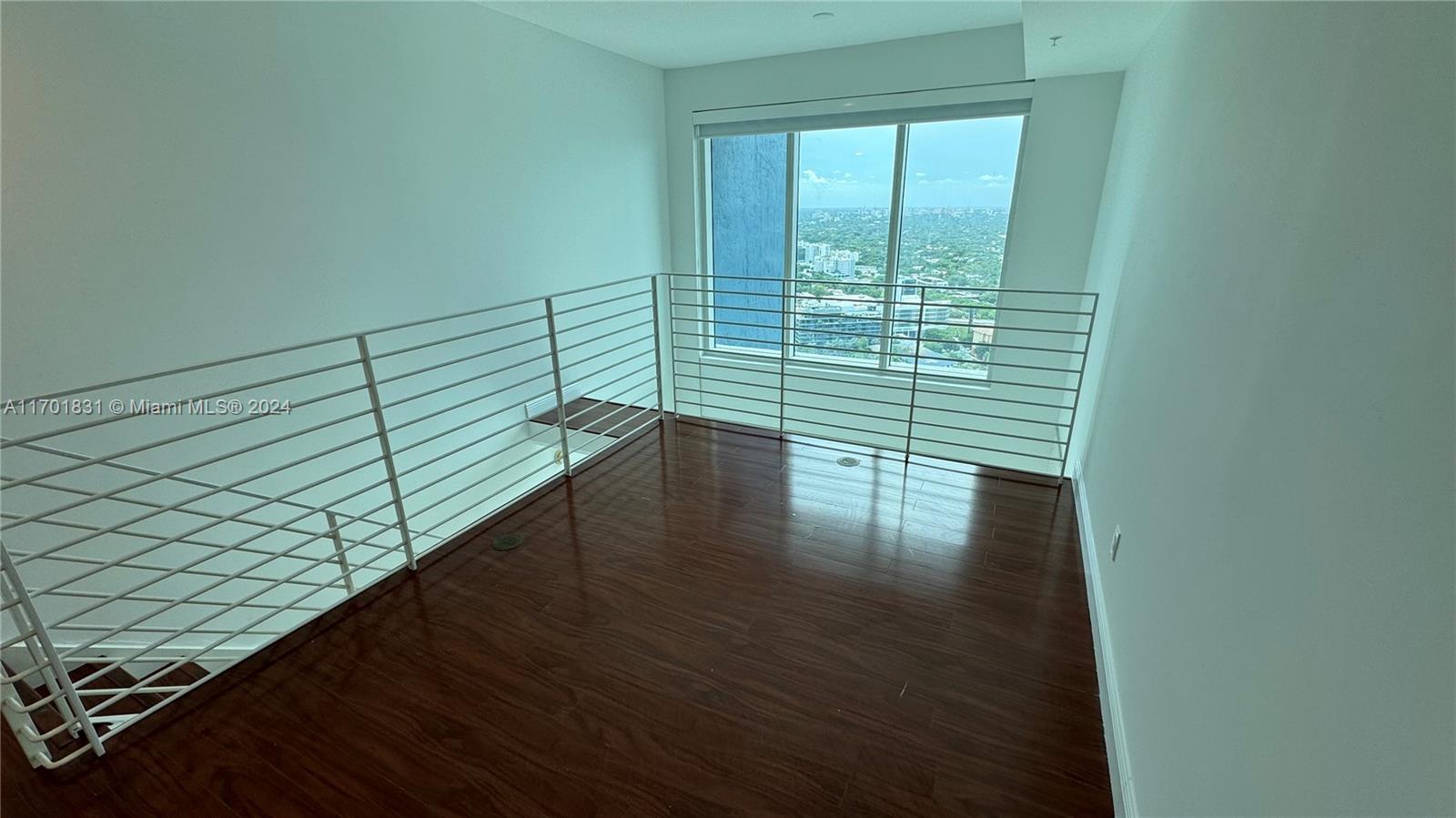 60 SW 13th St #3015, Miami FL 33130