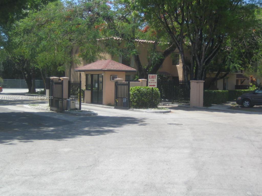 Listing Photo 14