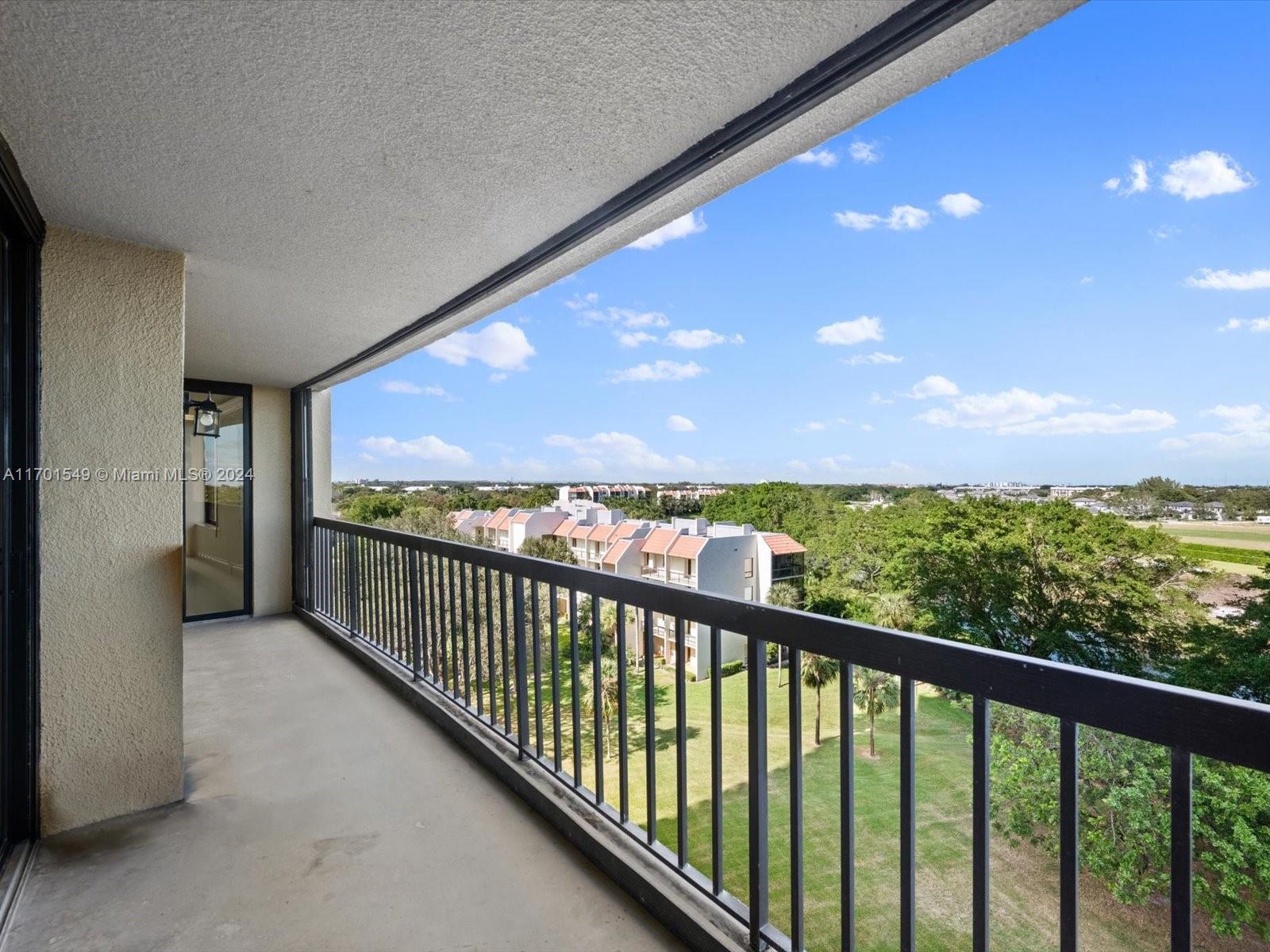 2480 Presidential Way #702, West Palm Beach, Florida image 31