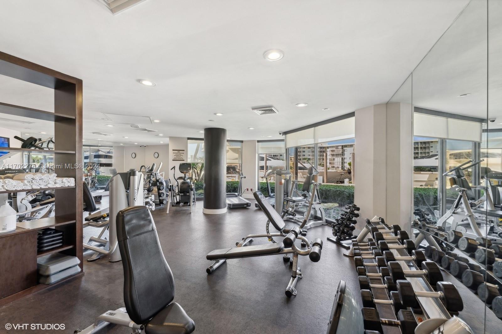 1000 W Island Blvd #2911, Aventura, Florida image 21