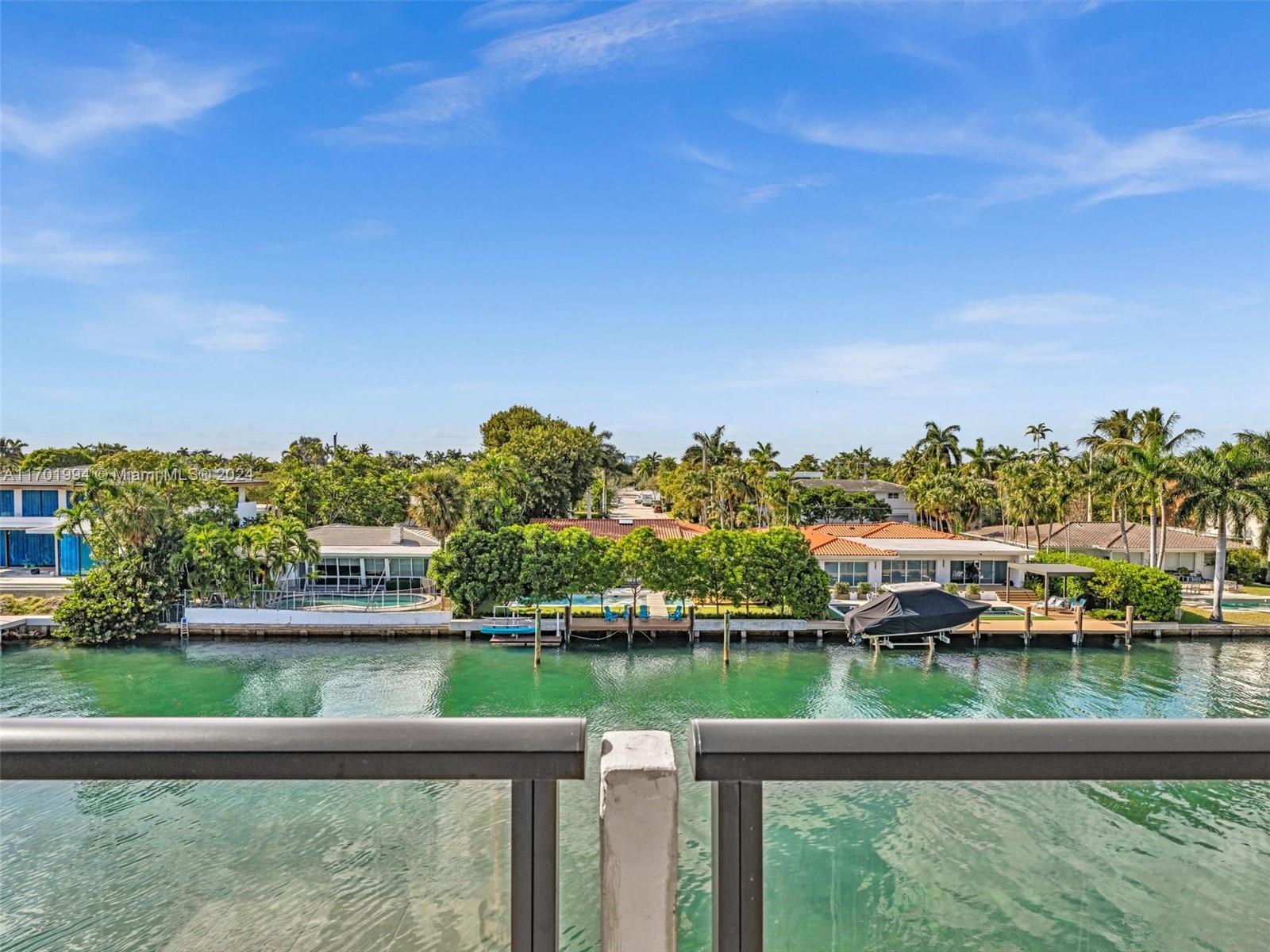 Residential, Bay Harbor Islands, Florida image 8