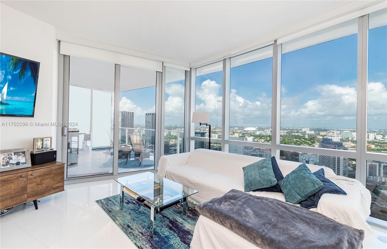 851 NE 1st Ave #3304, Miami FL 33132