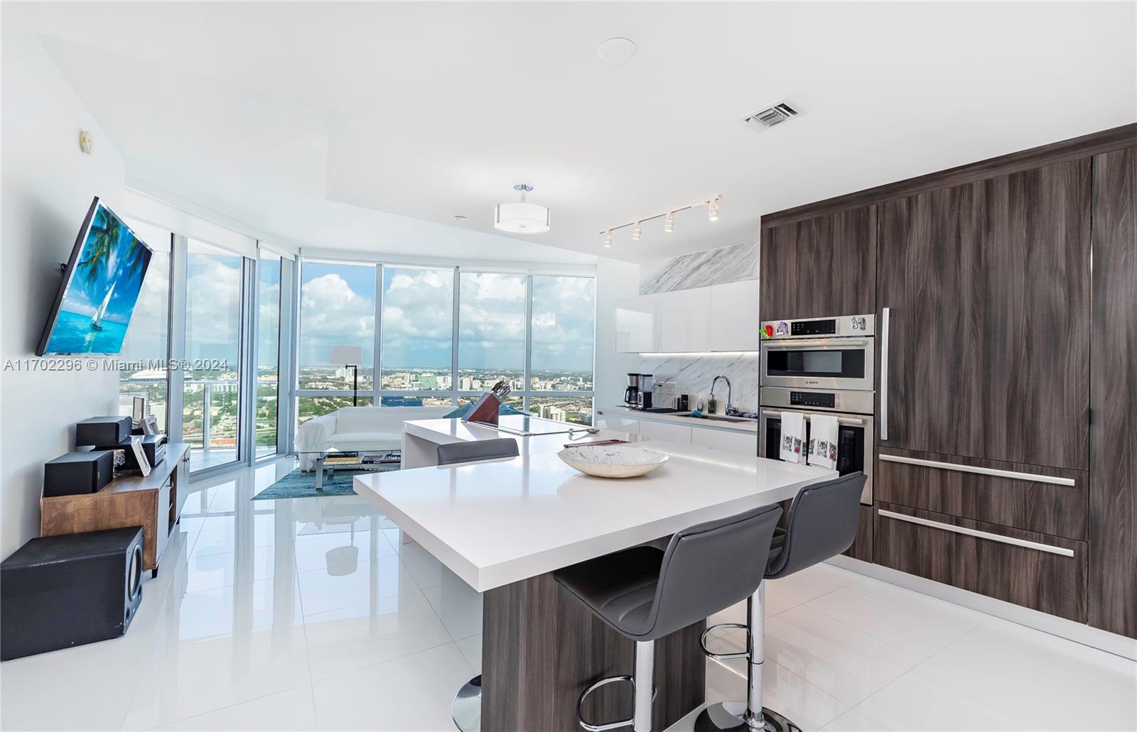 851 NE 1st Ave #3304, Miami FL 33132