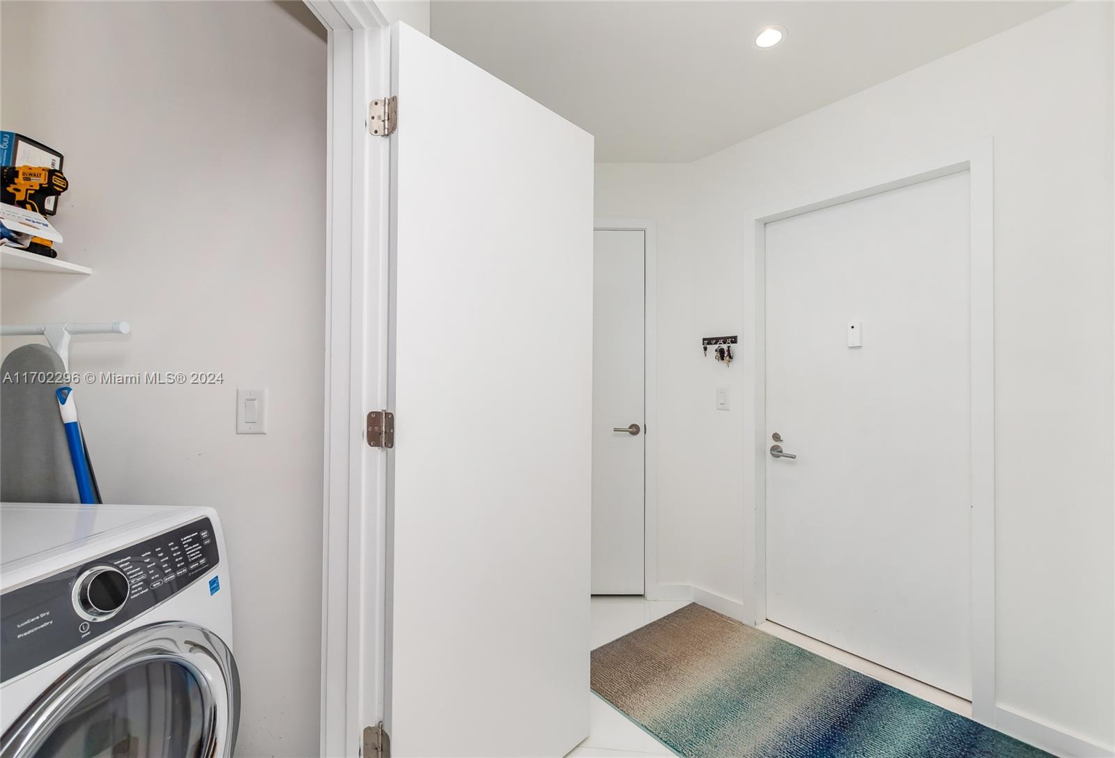 851 NE 1st Ave #3304, Miami FL 33132