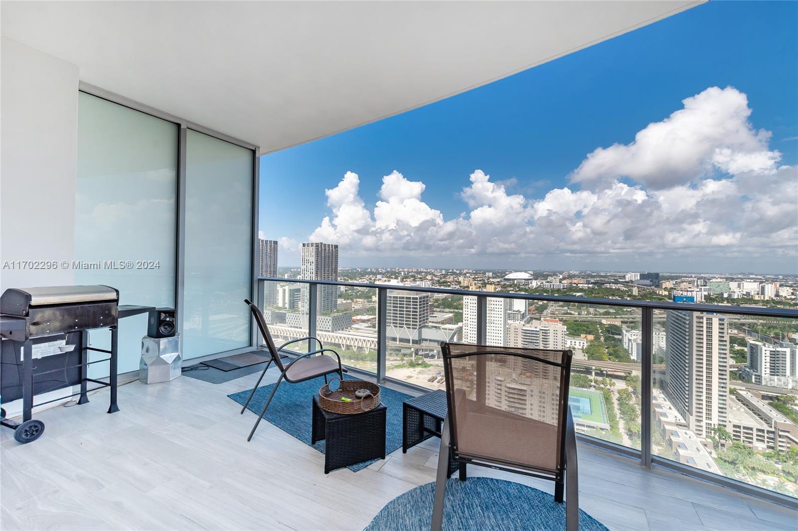 851 NE 1st Ave #3304, Miami FL 33132