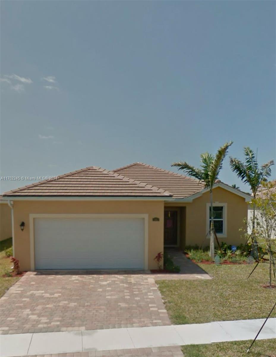 642 SE 31st Ave, Homestead, Florida image 1