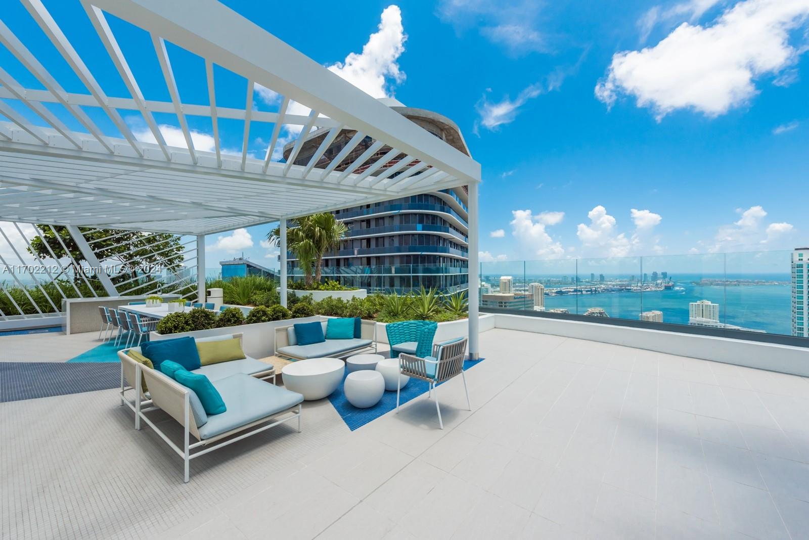 45 SW 9th St #2705, Miami FL 33130