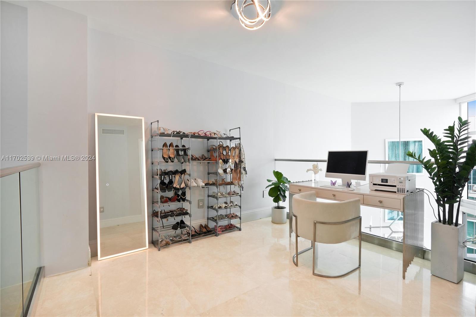 3131 NE 188th St #21207, Aventura FL 33180