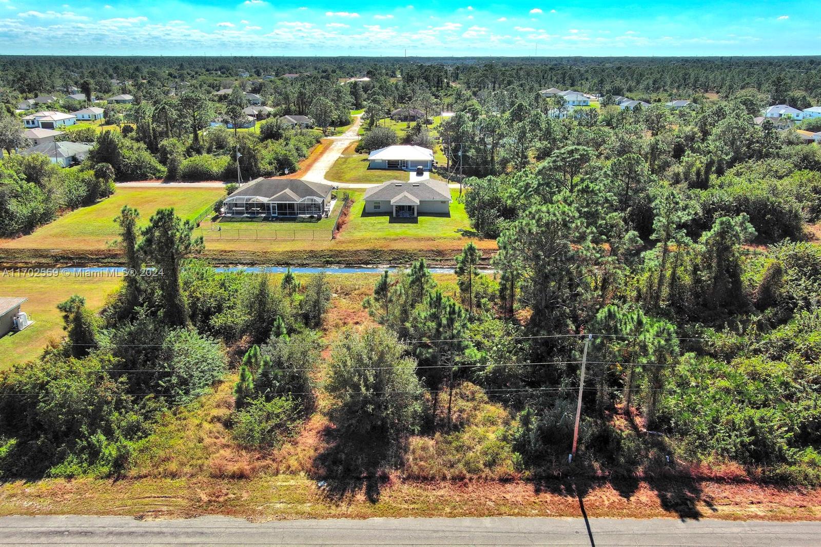 844 Carbon St E, Lehigh Acres, Florida image 8