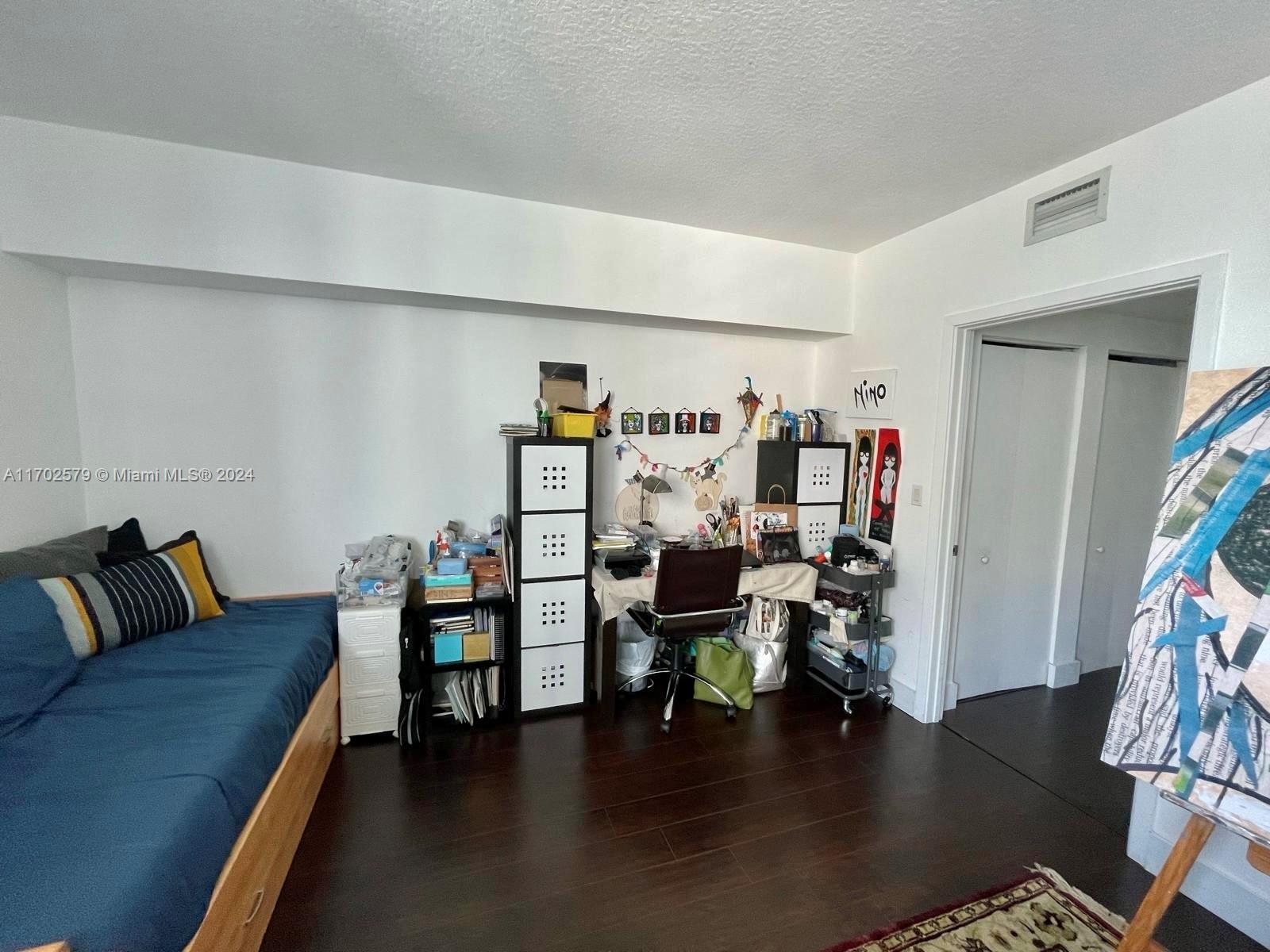 325 S Biscayne Blvd #4322, Miami FL 33131