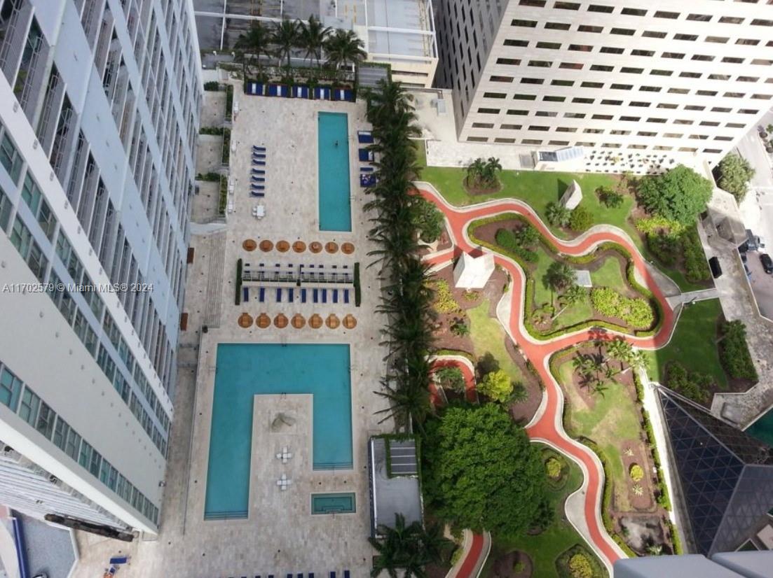 325 S Biscayne Blvd #4322, Miami FL 33131