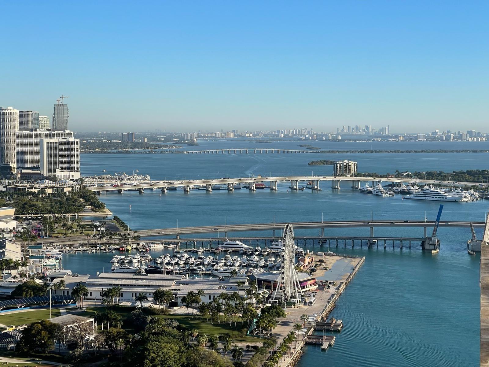 325 S Biscayne Blvd #4322, Miami FL 33131