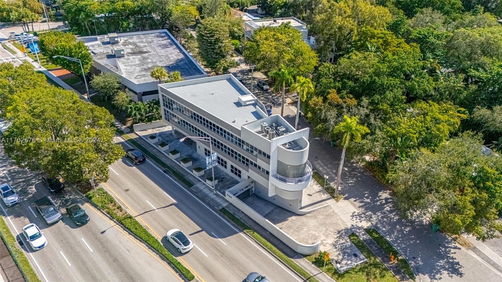 2424 S Dixie Hwy  For Sale A11702676, FL