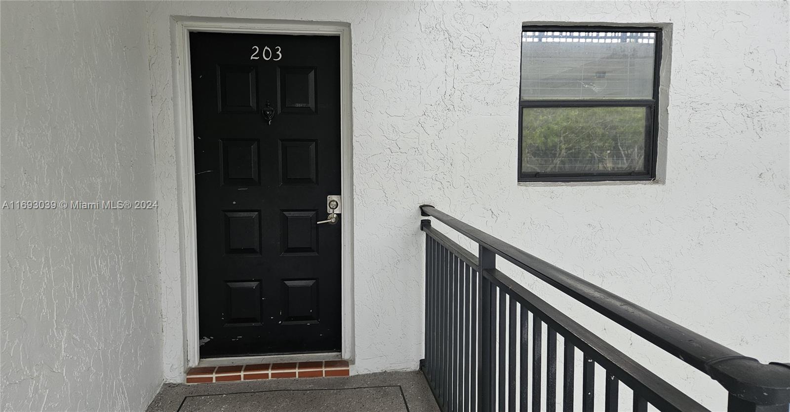 16171 Blatt Blvd #203, Weston, Florida image 37