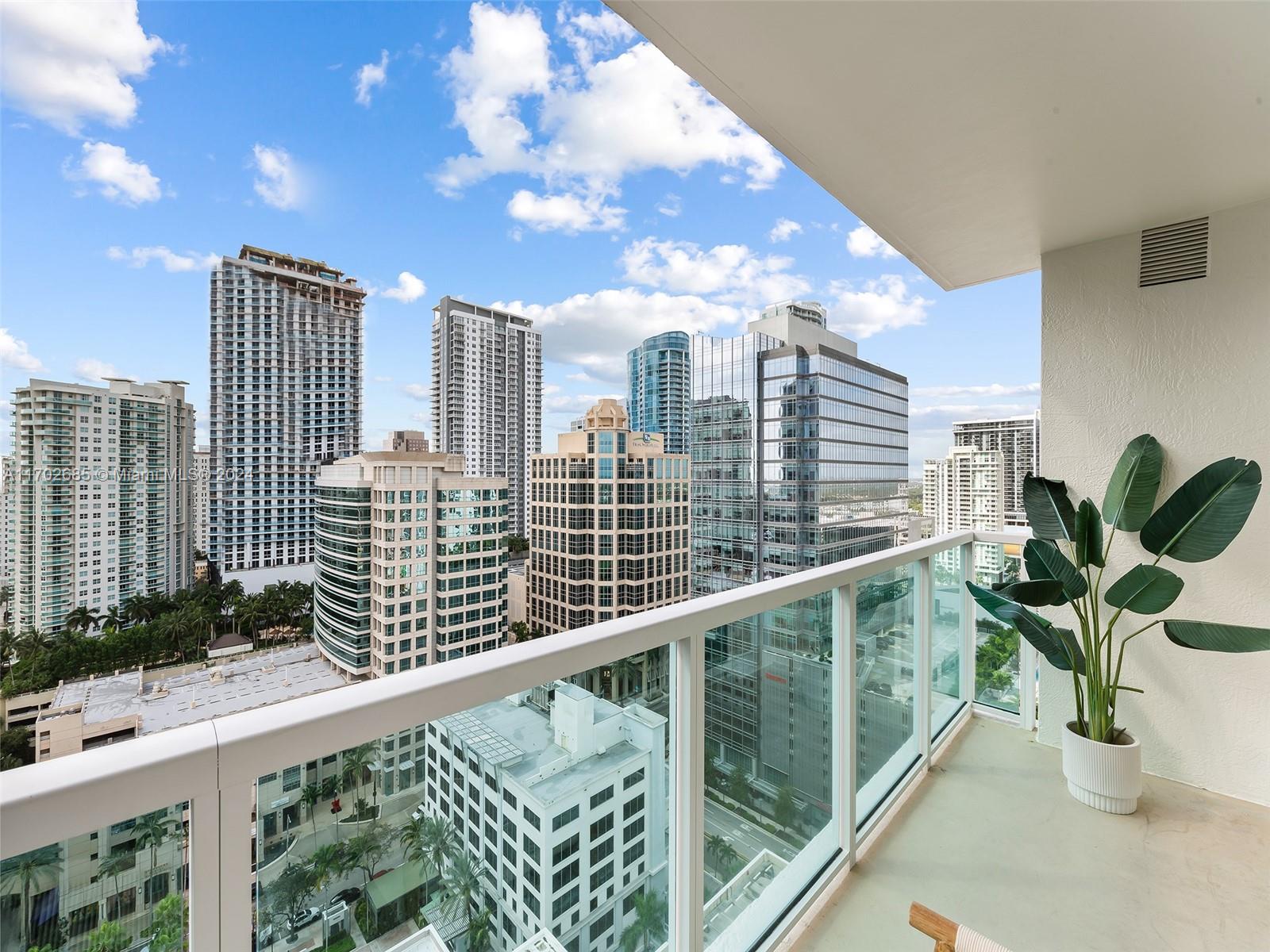 350 SE 2nd St #2430, Fort Lauderdale, Florida image 22