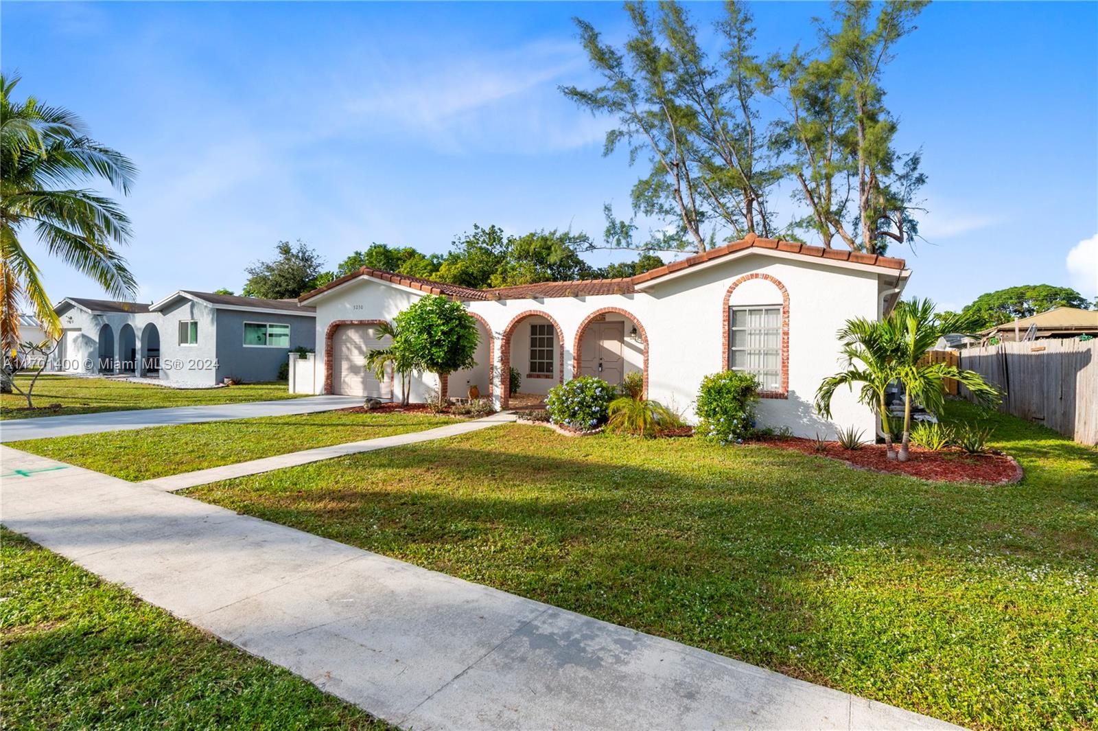 5230 SW 6th Pl, Margate, Florida image 3