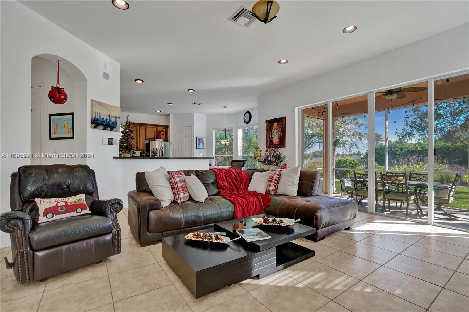 15052 SW 52nd St, Miramar, Florida image 30