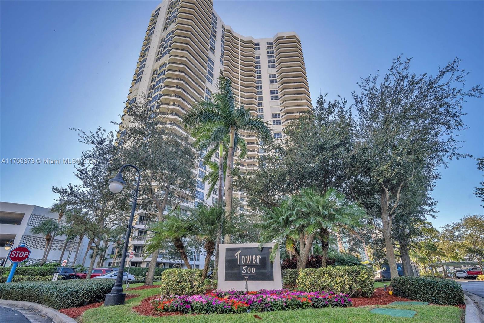 3530 Mystic Pointe Dr #2907, Aventura, Florida image 16