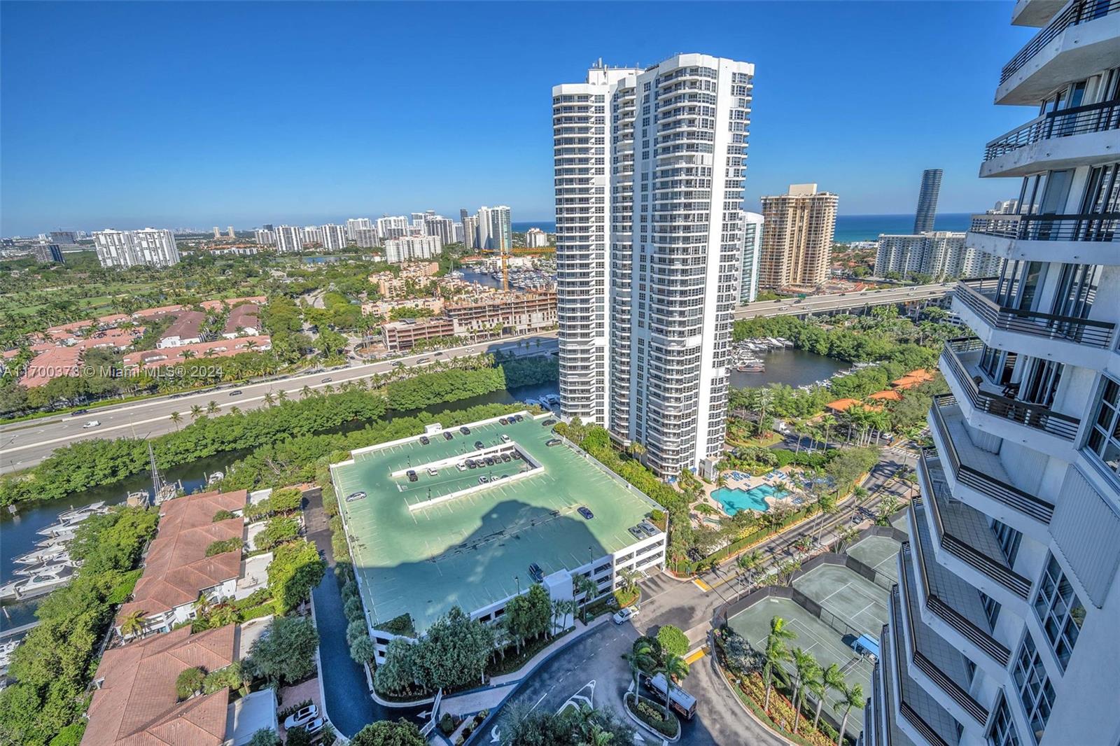 3530 Mystic Pointe Dr #2907, Aventura, Florida image 2