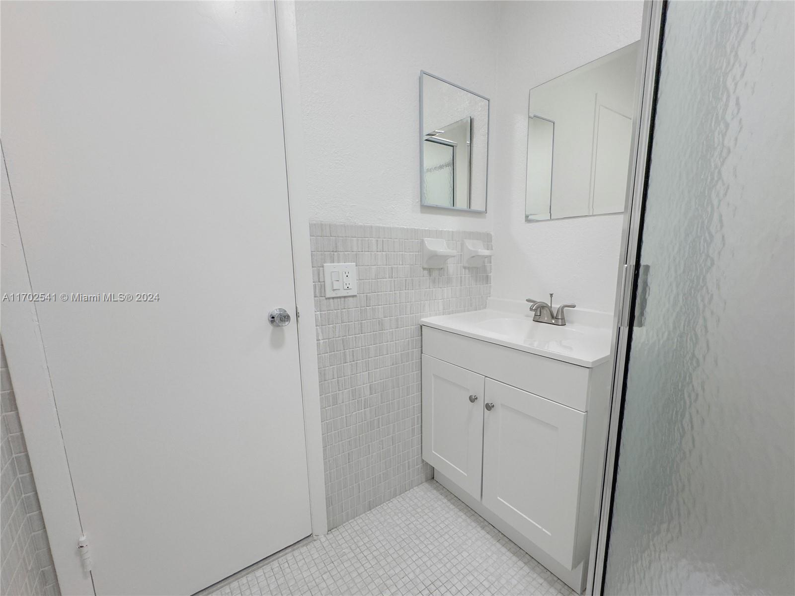 1311 NW 43rd Ave #207, Lauderhill, Florida image 24