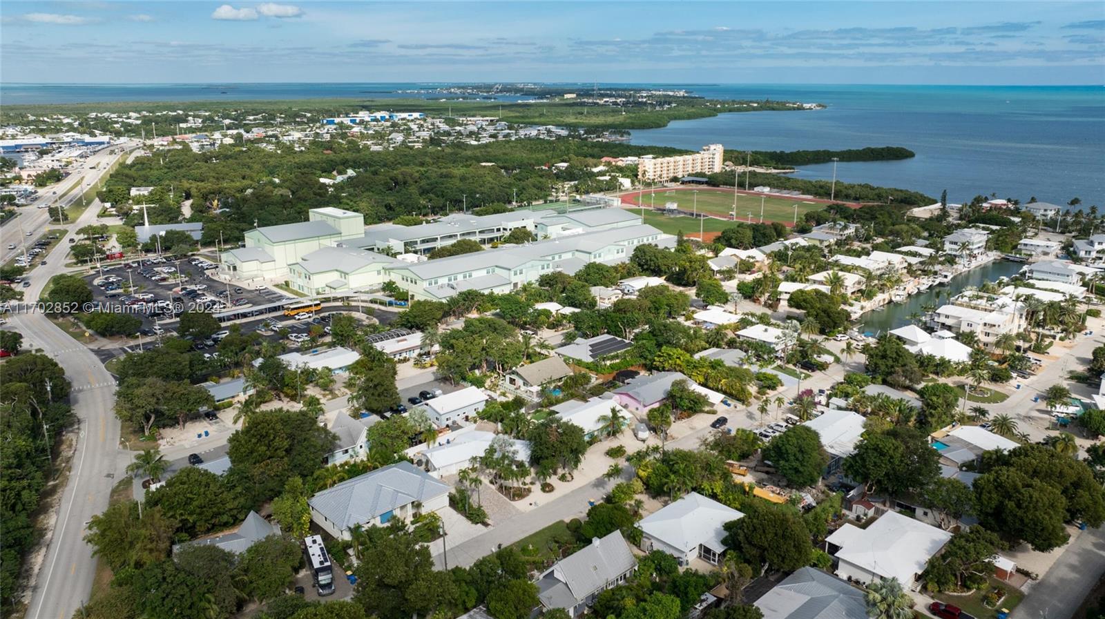 Residential, Plantation Key, Florida image 16