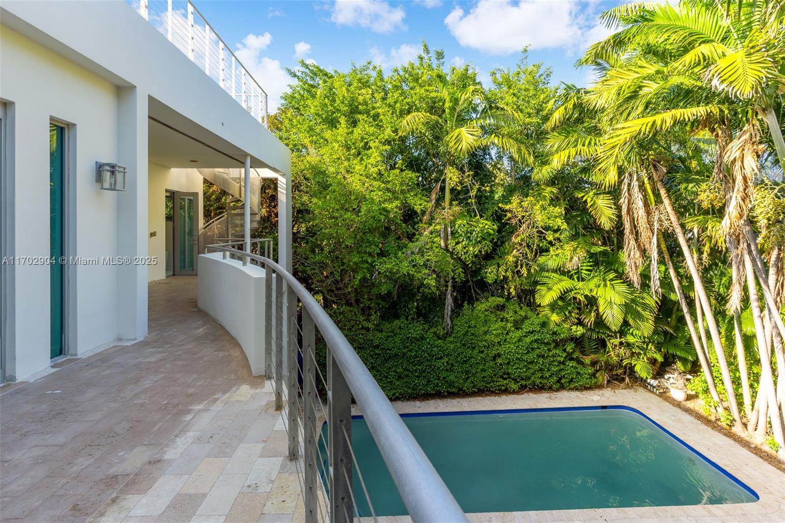 5625 N Bay Rd, Miami Beach, Florida image 41