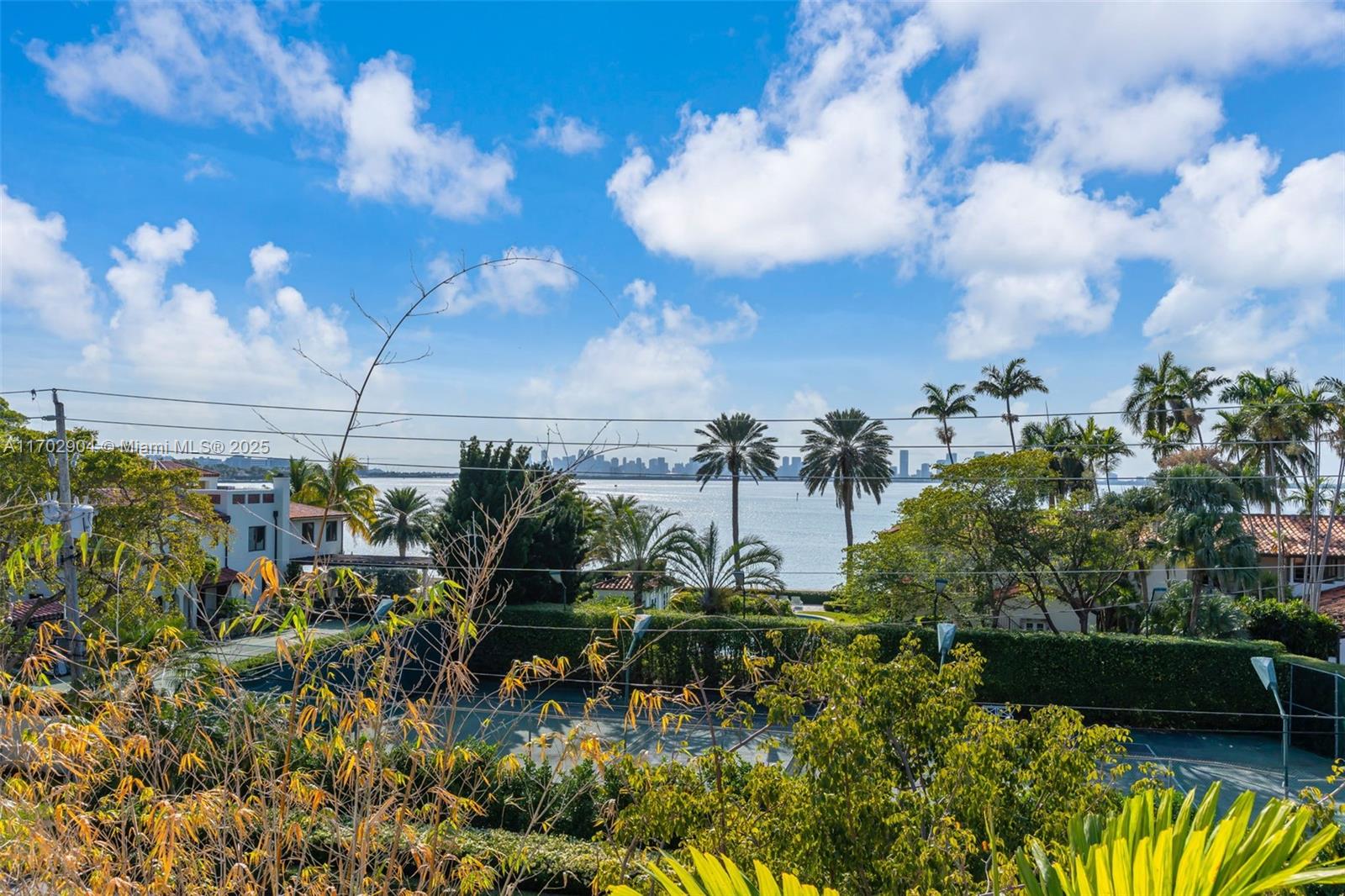 5625 N Bay Rd, Miami Beach, Florida image 8