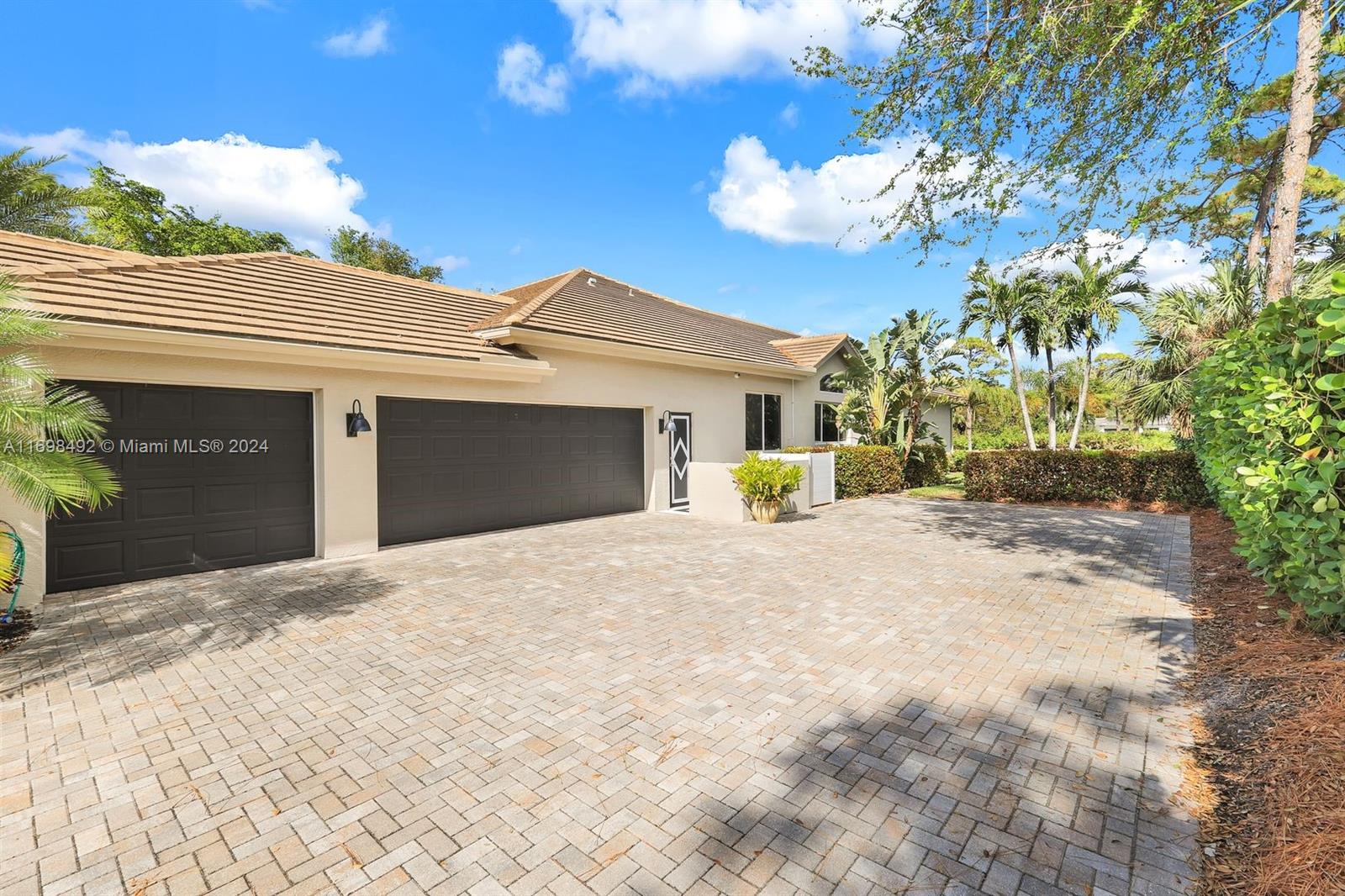 24521 Woodsage Dr, Bonita Springs, Florida image 5