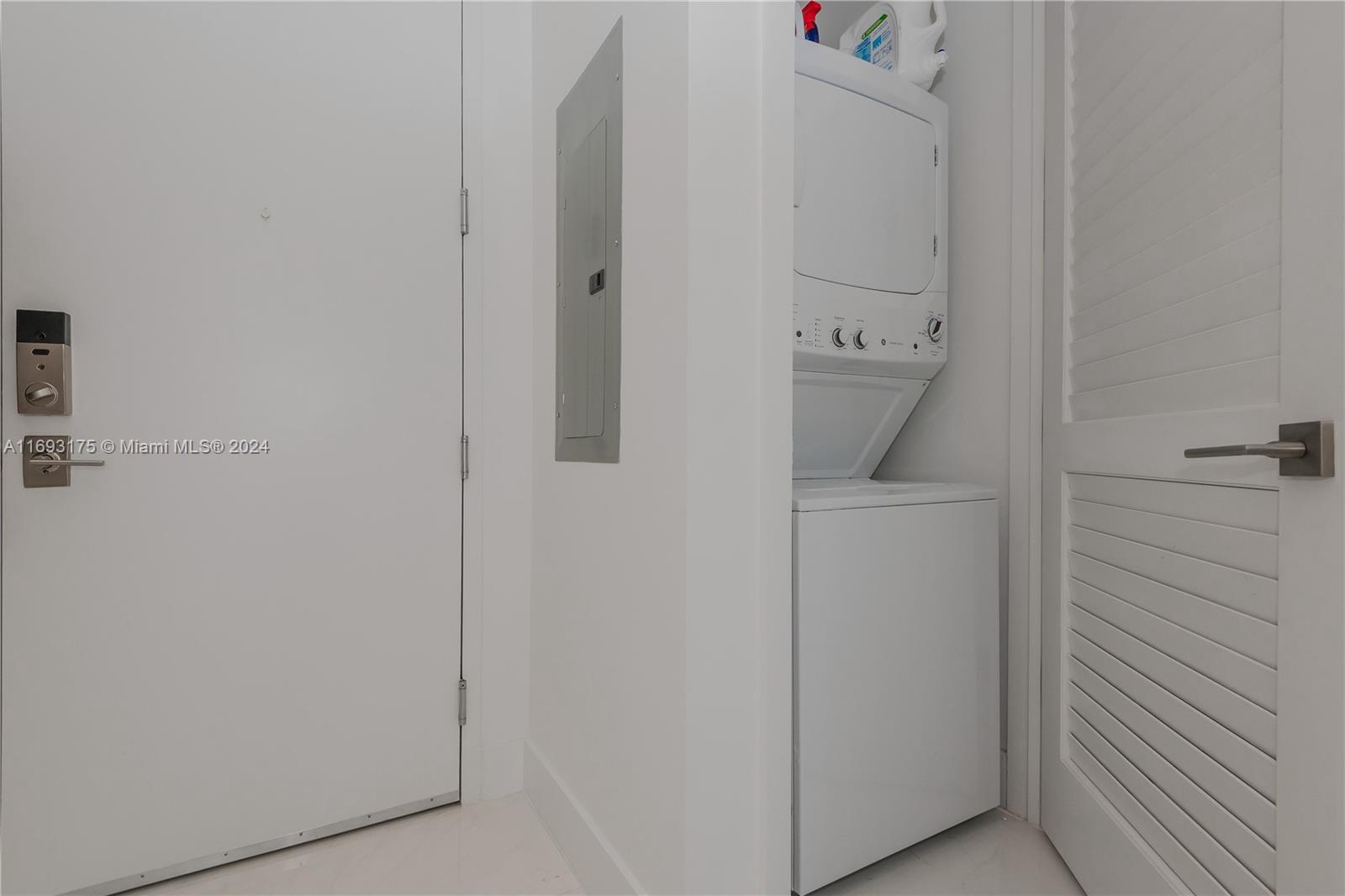Listing Photo 17
