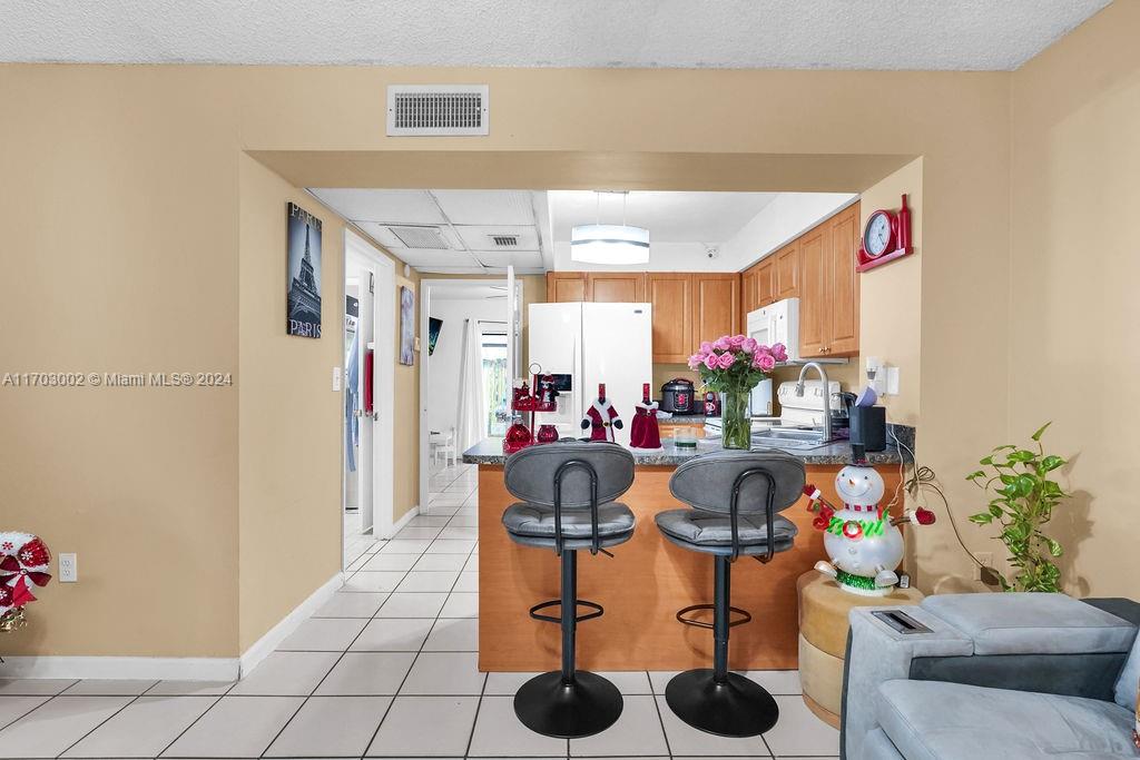 2178 W 60th St #18114, Hialeah, Florida image 38