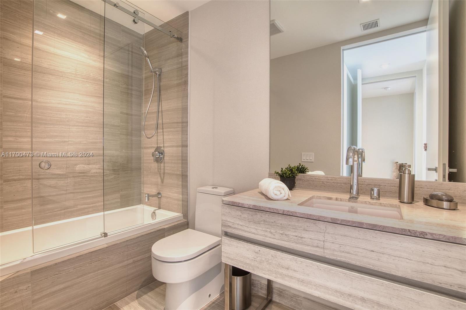 18975 Collins Ave #3801, Sunny Isles Beach FL 33160