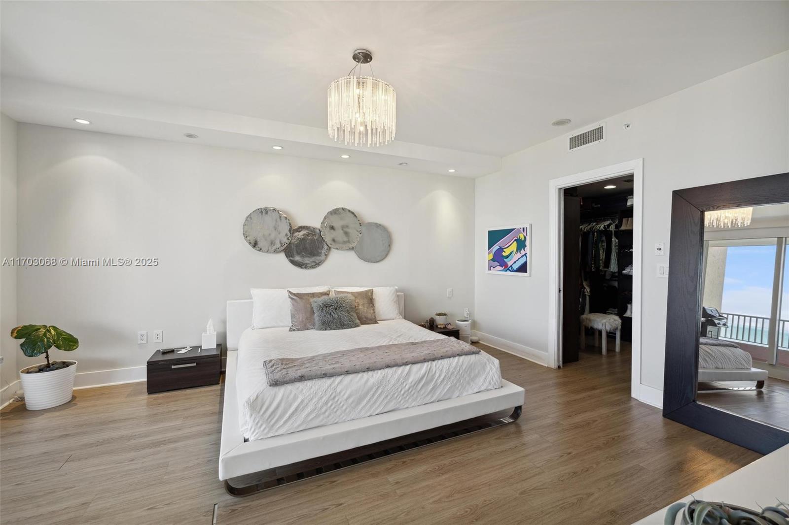 785 Crandon Blvd #1005, Key Biscayne FL 33149