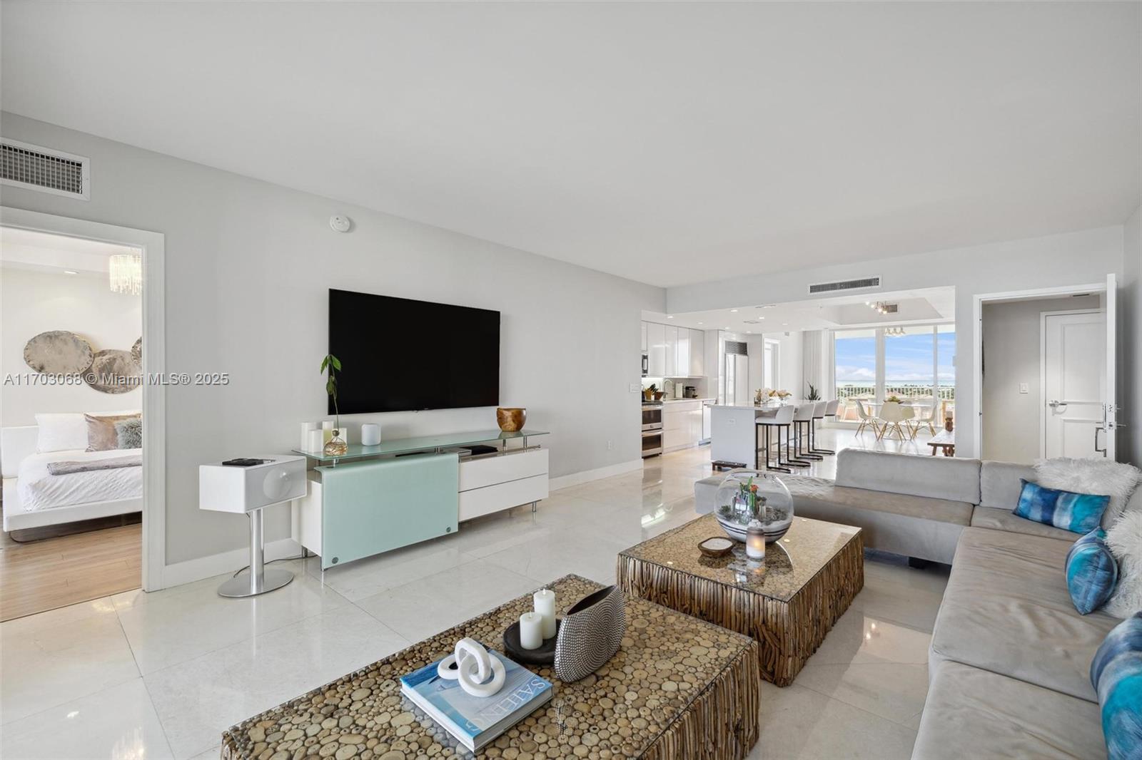 785 Crandon Blvd #1005, Key Biscayne FL 33149