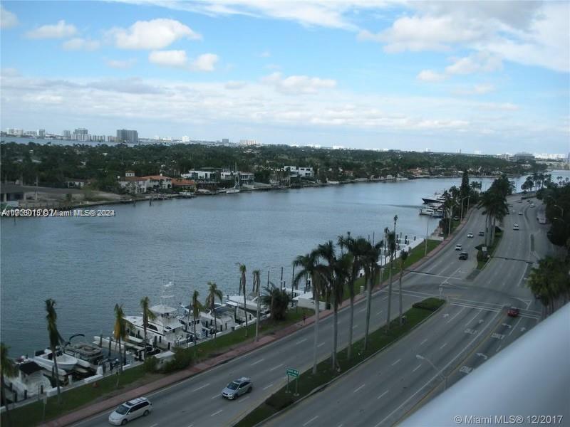 Condo for Sale in Miami Beach, FL