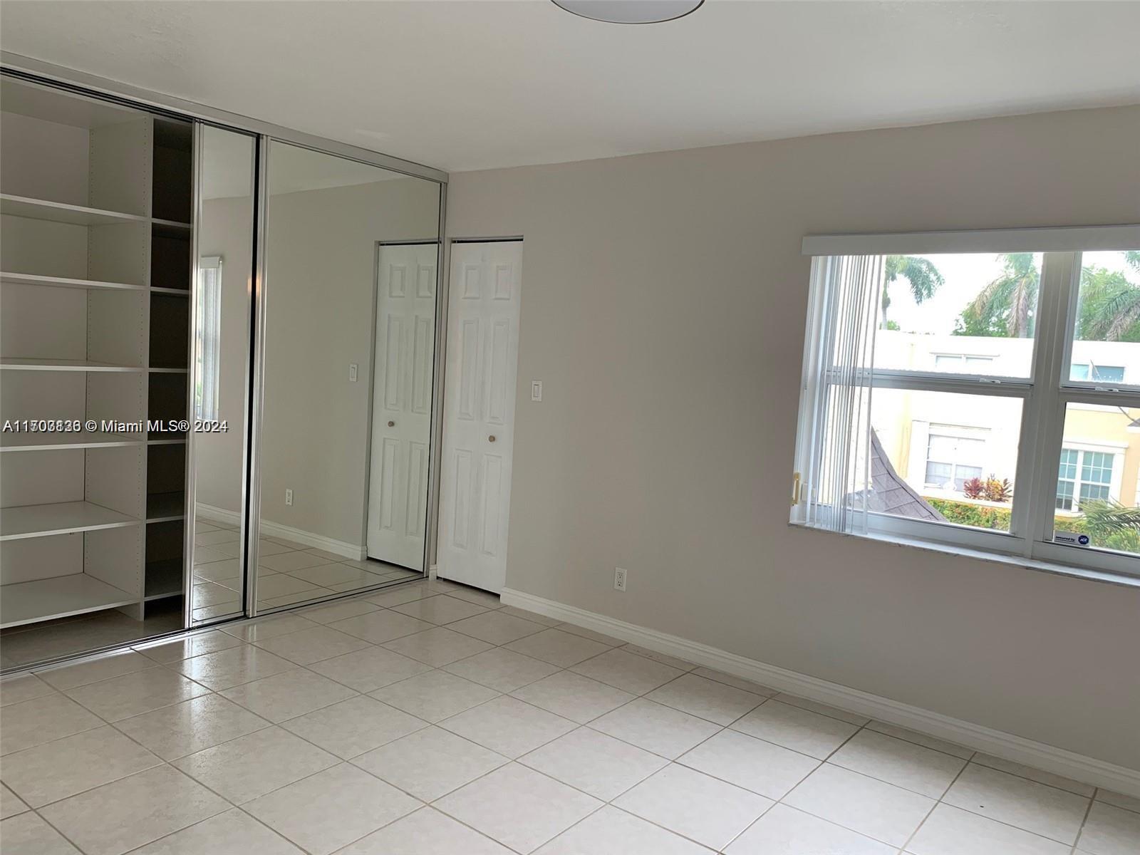 942 NE 24th Ave #184, Hallandale Beach, Florida image 9