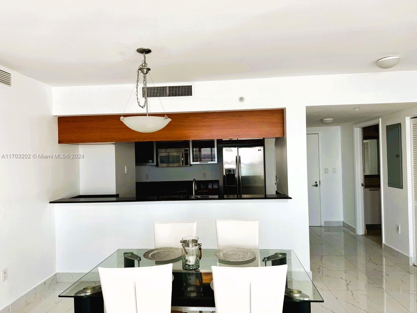 1800 N Bayshore Dr #3807, Miami FL 33132