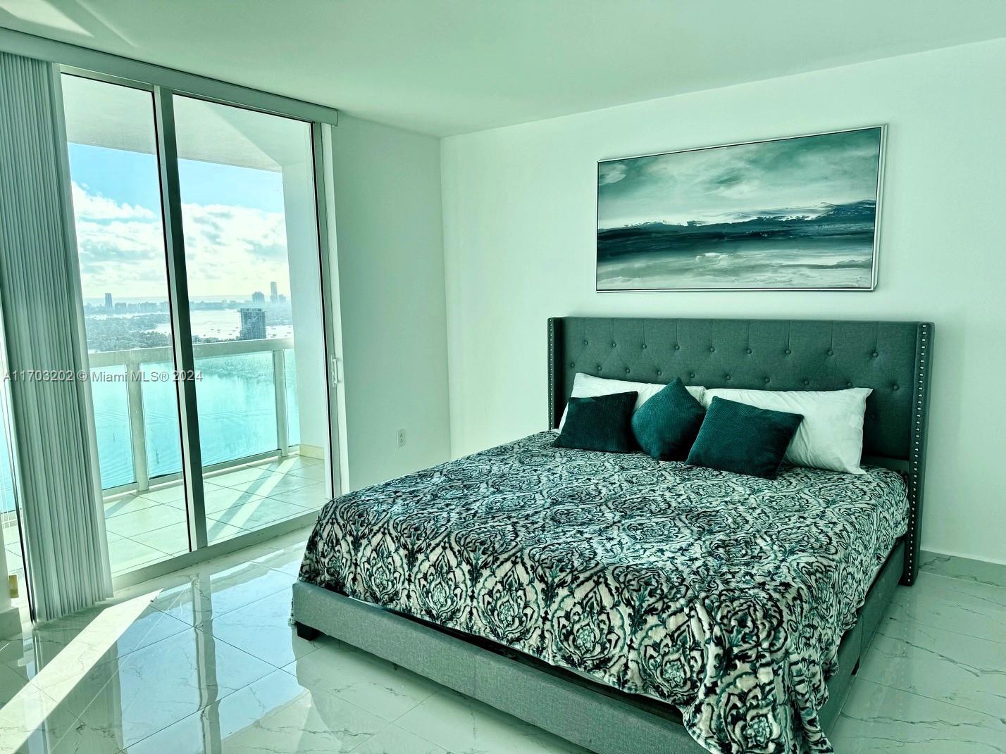 1800 N Bayshore Dr #3807, Miami FL 33132