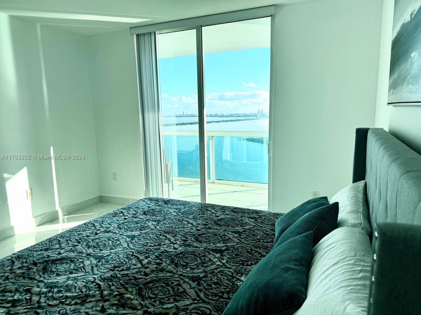 1800 N Bayshore Dr #3807, Miami FL 33132