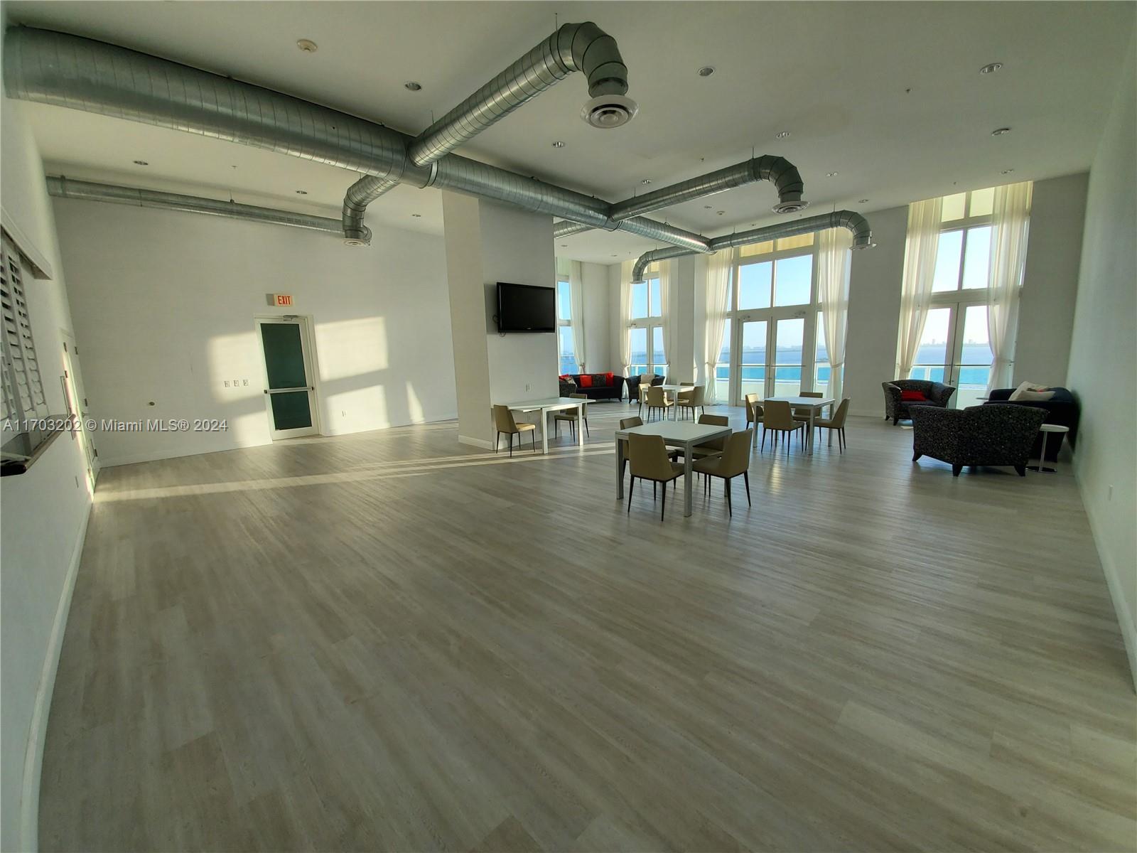1800 N Bayshore Dr #3807, Miami FL 33132