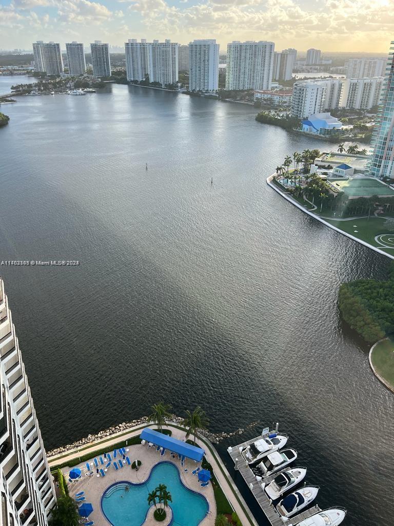 !!! BEAUTIFUL 2 BED/2 BATHS UNIT WITH MAGNIFICENT POOL AND INTRACOASTAL VIEWS. PORCELAIN FLOORS. REMODELED KITCHEN WITH STAINLESS STEEL APPLIANCES AND GRANITE COUNTER. HIGHLY UPGRADED BATHROOMS AND CLOSETS.  BALCONY AND HURRICANE SHUTTERS. FULLY FURNISHED WITH MINIMALIST ACCENT, GREAT LOCATION CLOSE TO AVENTURA MALL, BEACHES RESTAURANTS AND ENTERTAINMENT. !!!! AVAILABLE FOR THIS SEASON, PRICE UNBEATABLE.