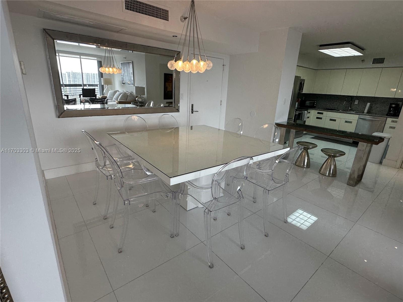 3530 Mystic Pointe Dr #3204, Aventura FL 33180