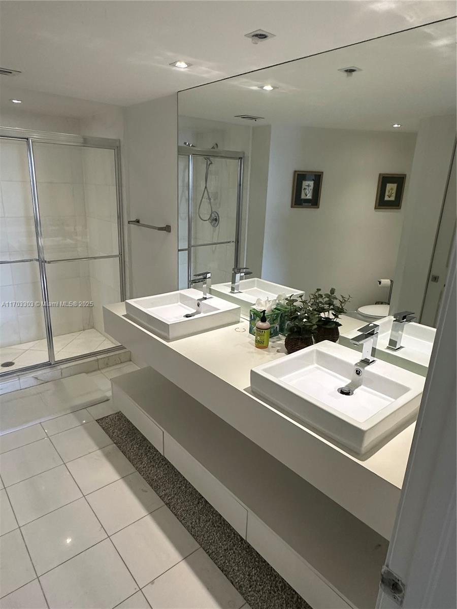3530 Mystic Pointe Dr #3204, Aventura FL 33180