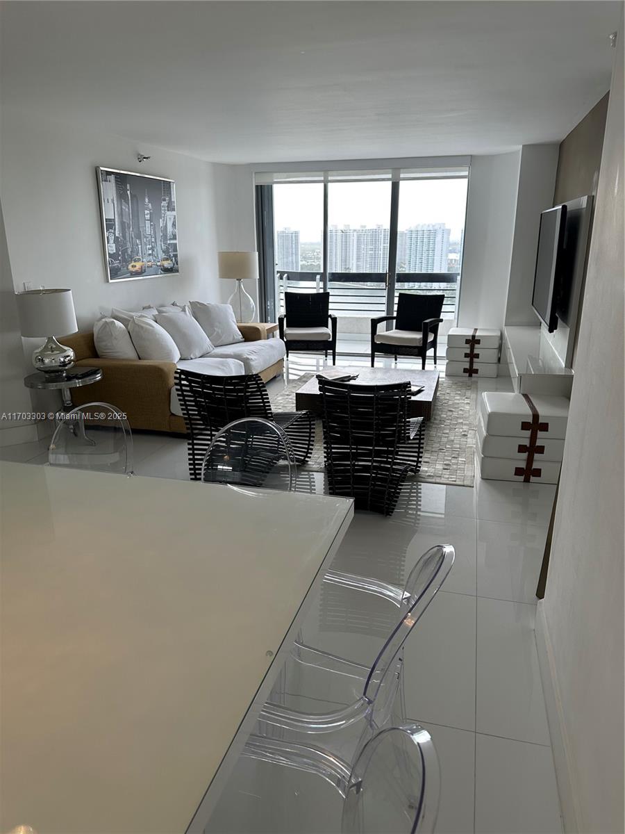 3530 Mystic Pointe Dr #3204, Aventura FL 33180