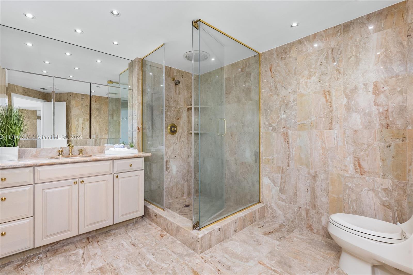 10155 Collins Ave #1101 + Cabana #3, Bal Harbour FL 33154
