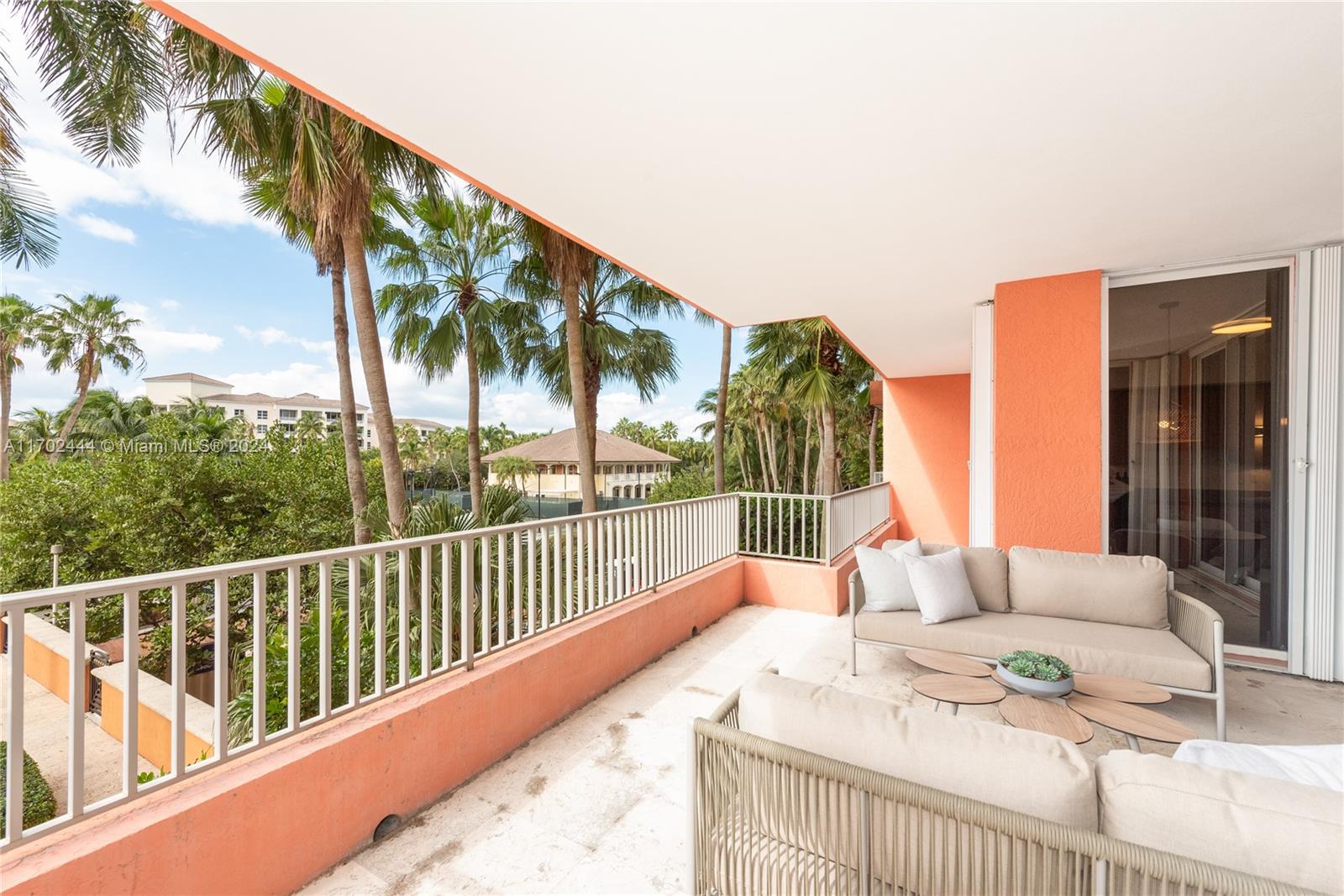 785 Crandon Blvd #205/305, Key Biscayne, Florida image 6